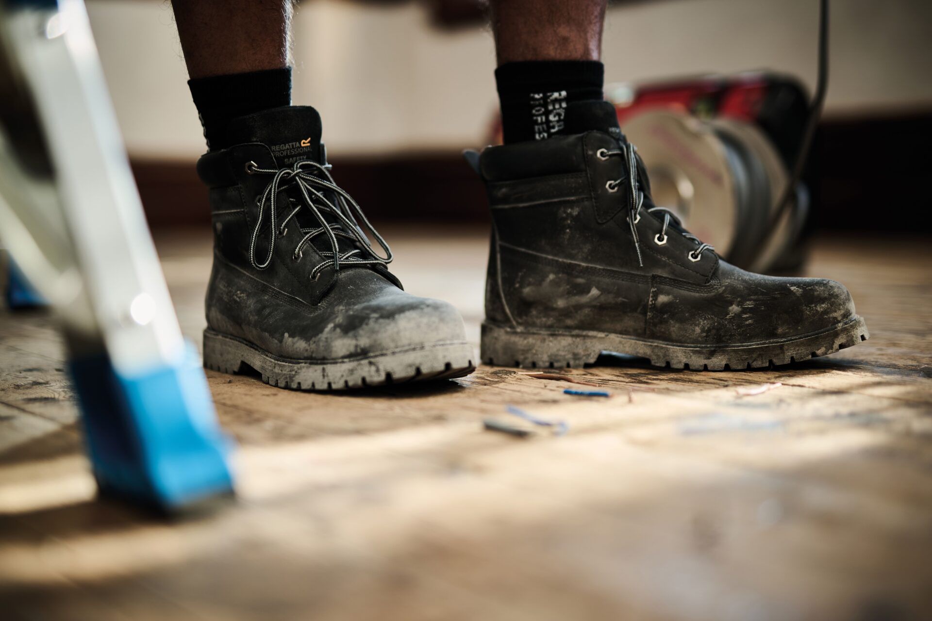 Workwear experts reveal how often construction should clean and replace